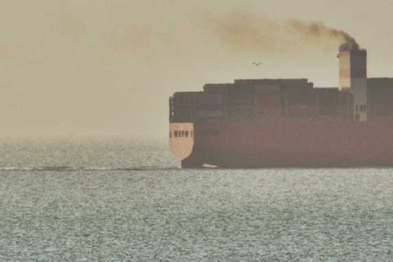 30 August 2023 - 07:32:

------------------
400m container ship One Triumph